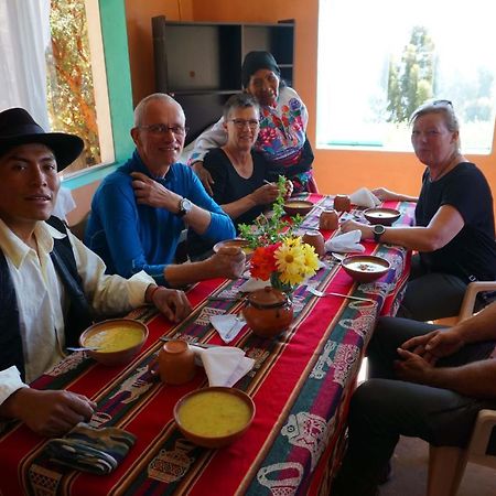 Tikawasi Homestay Comunidad Pueblo Isla Amantani José Luis Ocosuyo Bagian luar foto