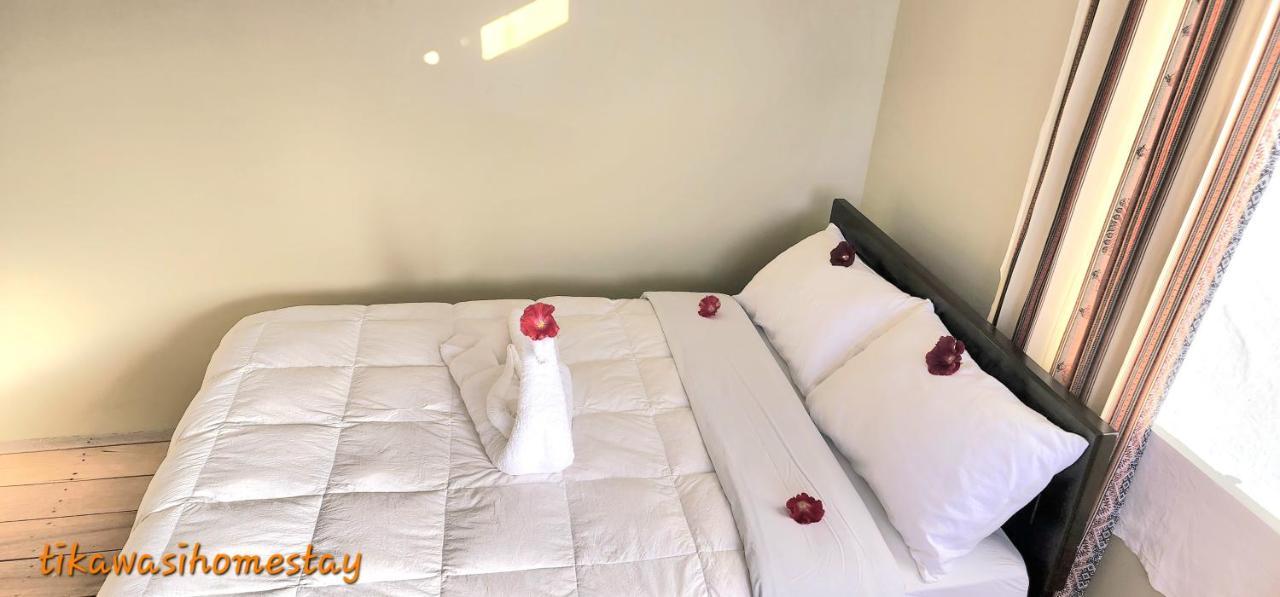 Tikawasi Homestay Comunidad Pueblo Isla Amantani José Luis Ocosuyo Bagian luar foto